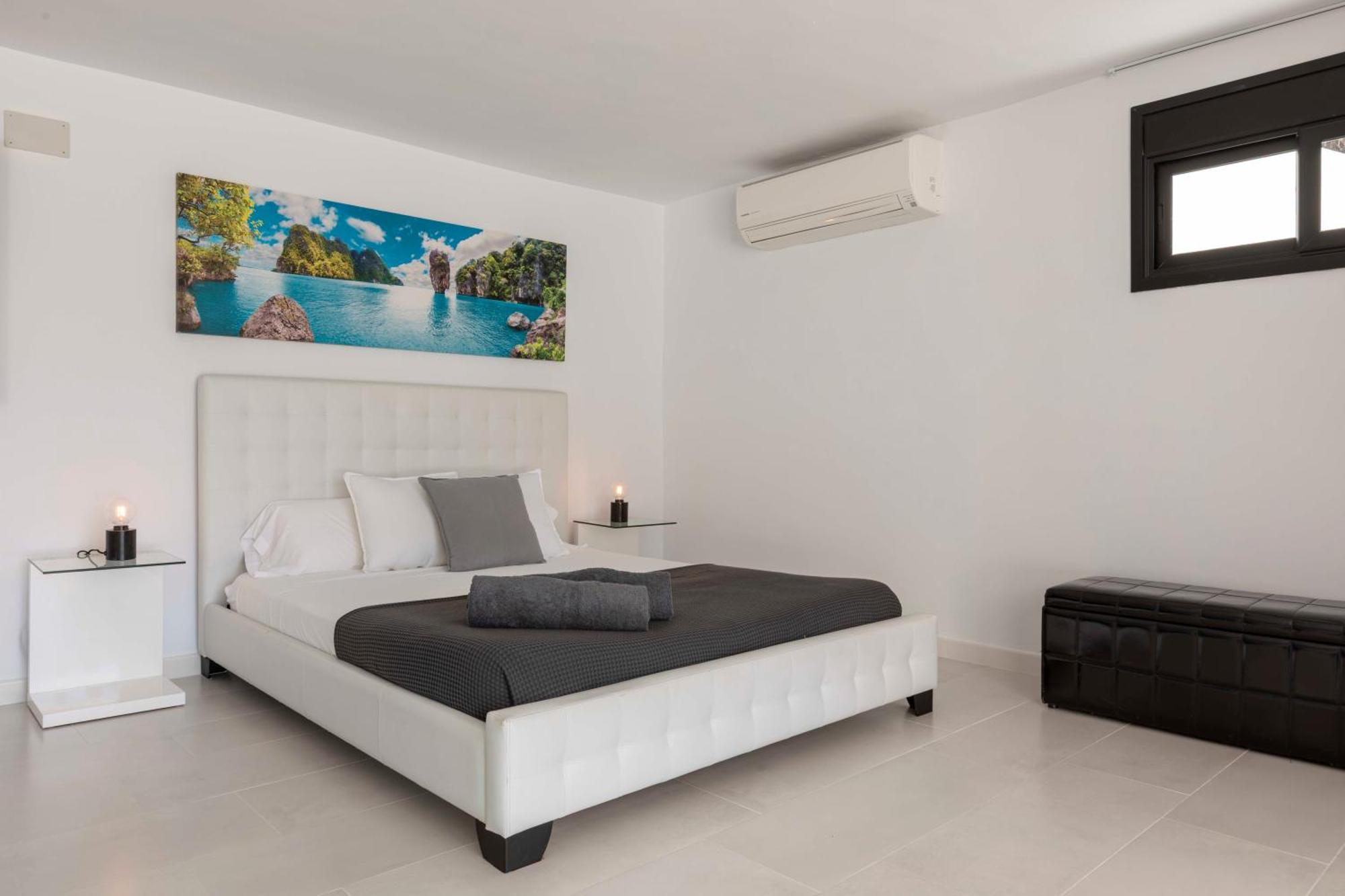 Villa Nivaria Sant Jordi de ses Salines ภายนอก รูปภาพ