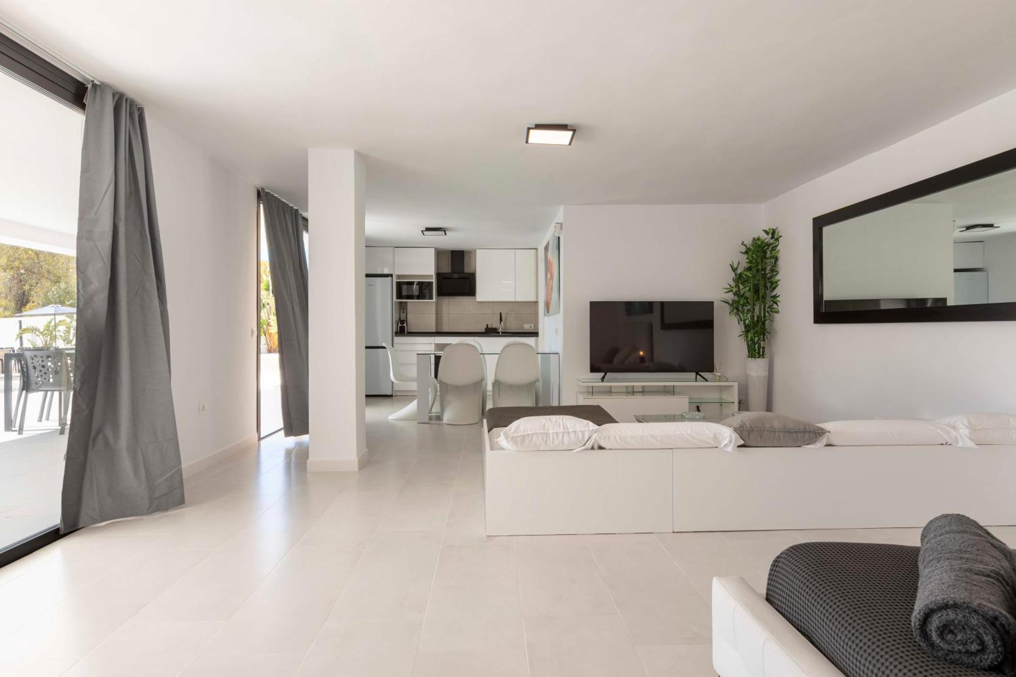 Villa Nivaria Sant Jordi de ses Salines ภายนอก รูปภาพ